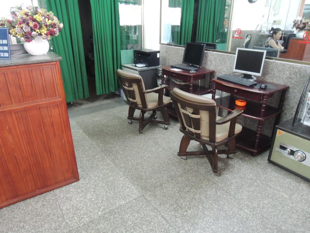 Tan Sinh Huong Hotel Thành Pho Ho Chí Minh Esterno foto